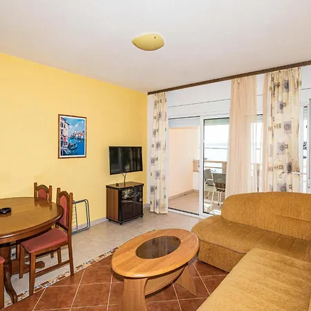 Cozy In Okrug Gornji