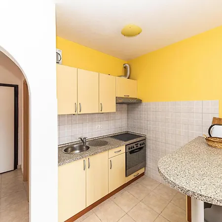 Cozy In Okrug Gornji *