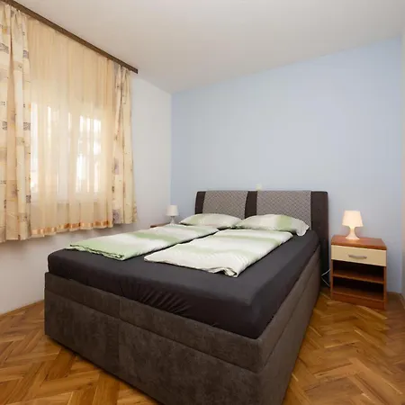 Cozy In Okrug Gornji Apartamento Trogir