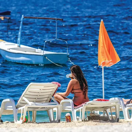 Cozy In Okrug Gornji Trogir