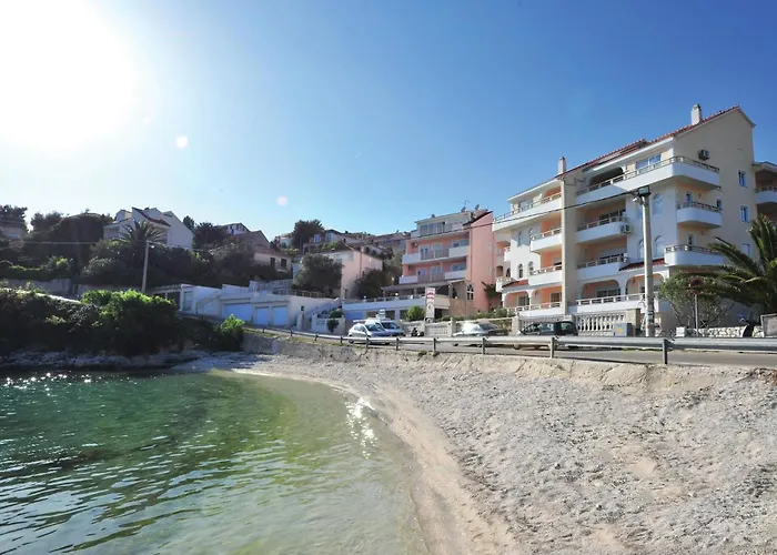 Cozy In Okrug Gornji Trogir