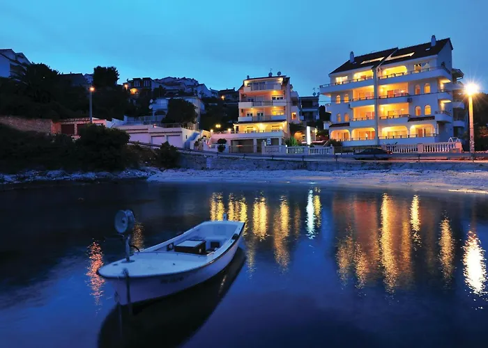 Cozy In Okrug Gornji * Trogir