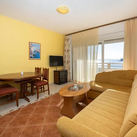 Cozy In Okrug Gornji Trogir